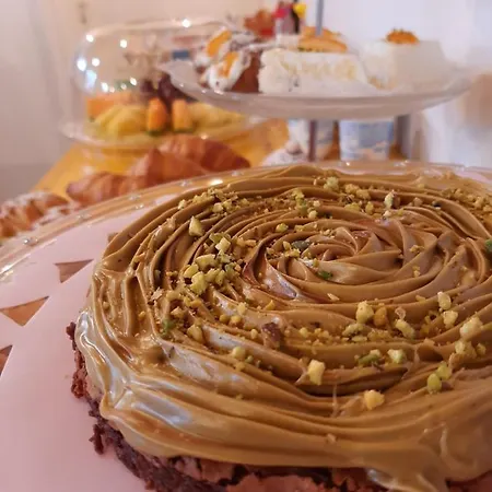 Bed & Breakfast L'officina Di Apollo 2*