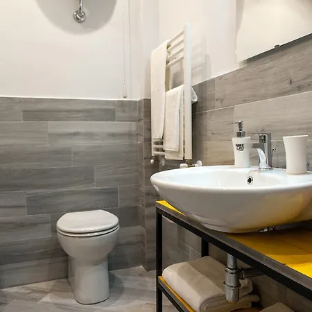 Bed & Breakfast L'officina Di Apollo 2*