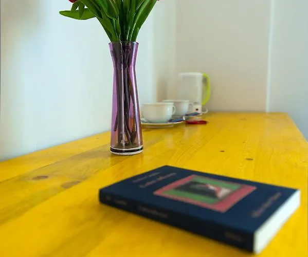 ベッド・アンド・ブレックファスト L'officina Di Apollo 3*